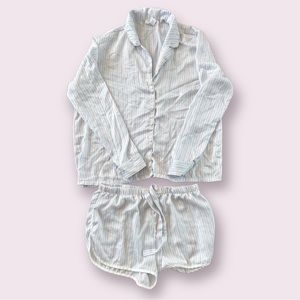 Women’s Matching Pajama Set - Size Medium